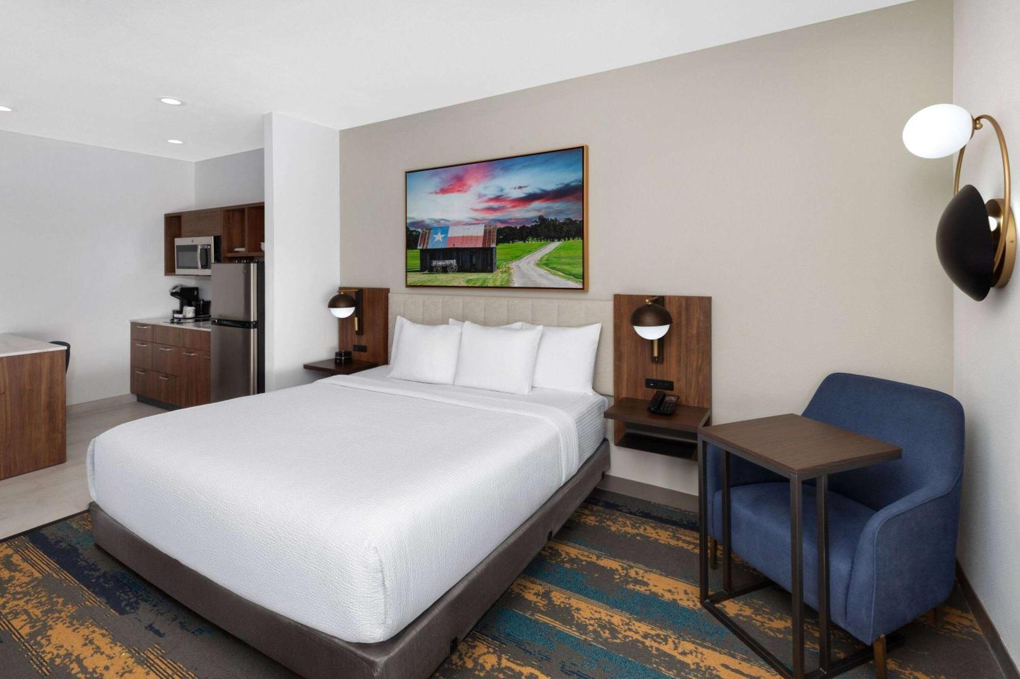 La Quinta Inn & Suites By Wyndham San Antonio At The Rim Esterno foto